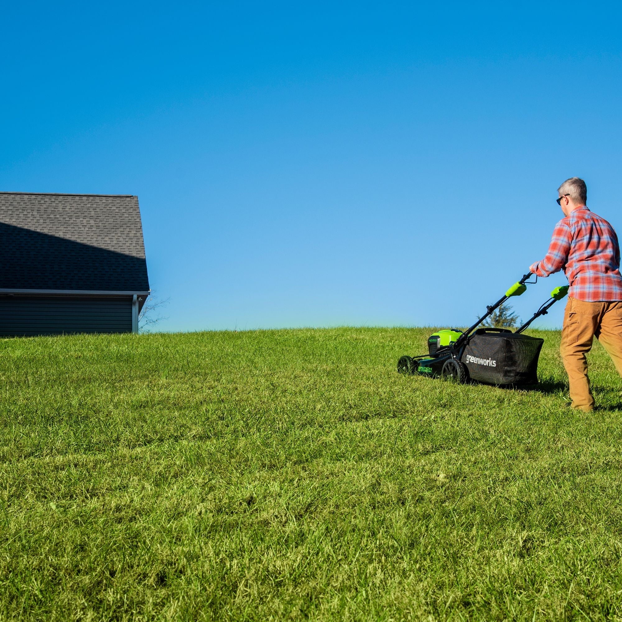 Greenworks 21" 40V Battery Self-Propelled Lawn Mower with 5.0 Ah Battery & Charger