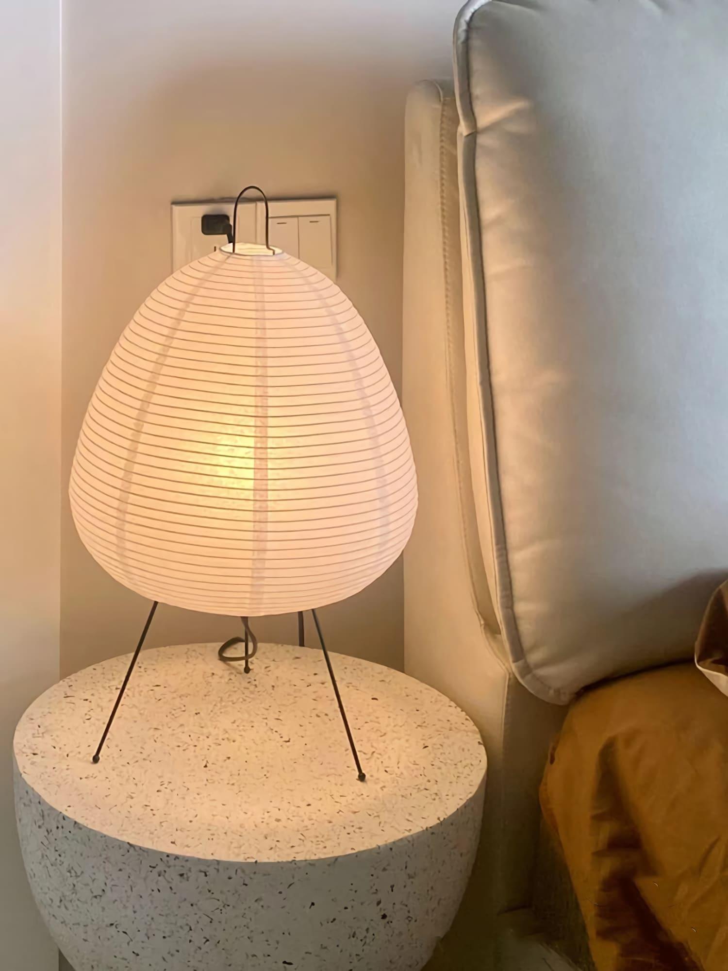 Akari 1A Series Table Lamp